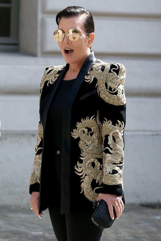 12 Ways Kris Jenner Wore Her Infamous Haircut