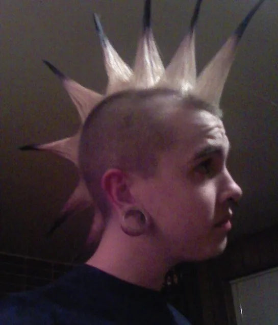 liberty-spikes-hairstyle-for-men-14