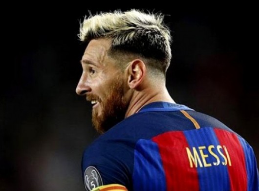 1. Lionel Messi's New Blonde Haircut Sparks Controversy - wide 9