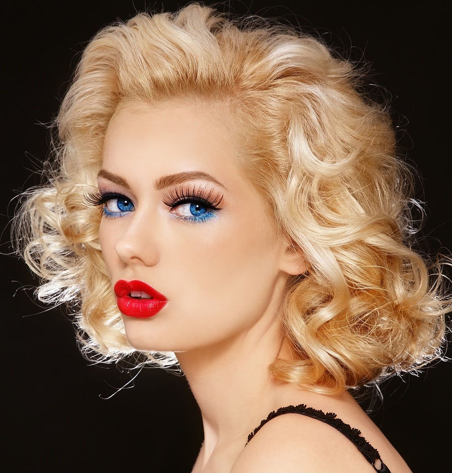 Marilyn Monroe inspired 60s short curly hairstyle
