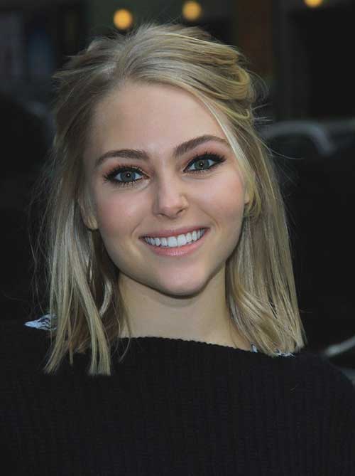 medium-length-blonde-hairstyles-2