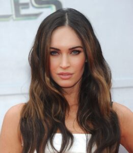 27 Famous Celebrities With Brown Hair & Blue Eyes
