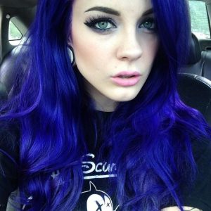 15 Statuesque Navy Blue Hair Color Ideas - HairstyleCamp