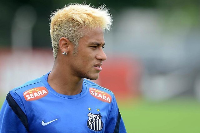 cool Neymar Jr.’s Blonde Locks