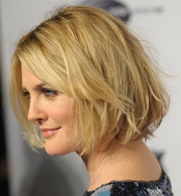 Best Messy Bob hairstyle for girl