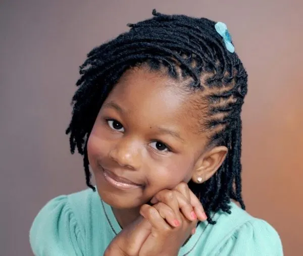 Black girl favorite Pigtails hairstyle 