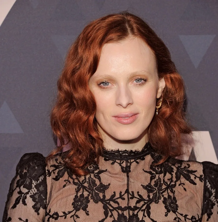 Red Haired Female Singer Karen Elson