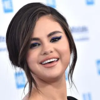 Round Face Shaped Celebrity Selena Gomez