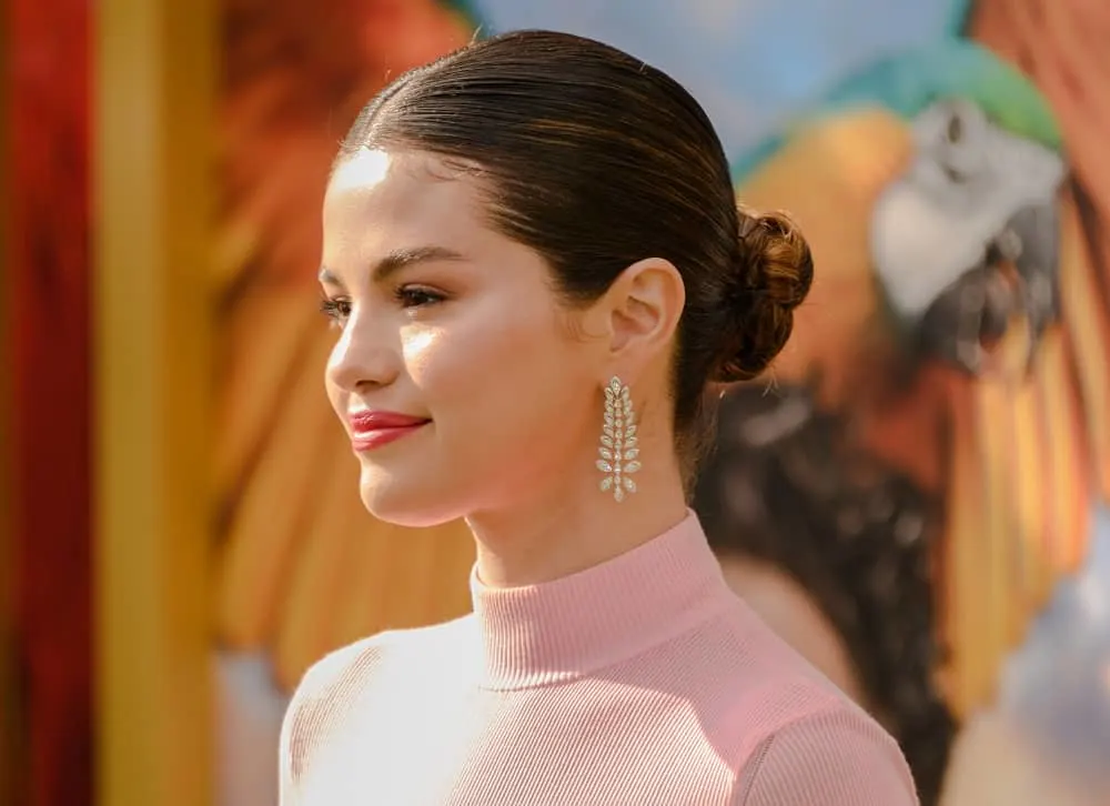 The Hottest Selena Gomez Hair Ideas To Recreate In 2019