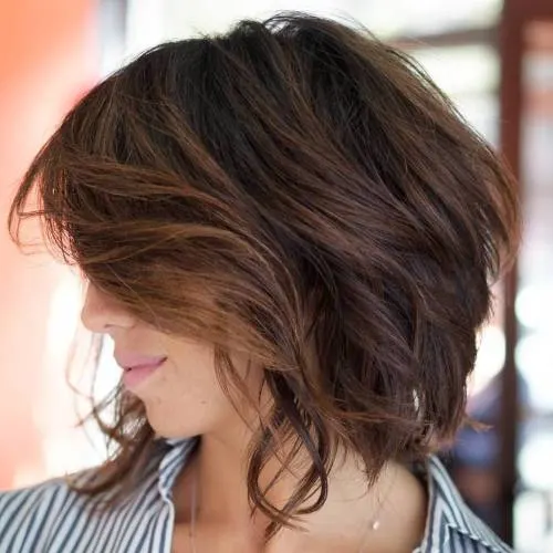 short wavy bob haircut for young girl