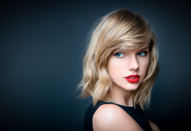 Taylor Swift Hair Taylor Swift with Long  Short Hair