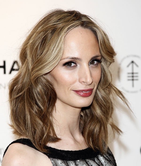 35 Ideal Hairstyles for Women With Receding Hairlines