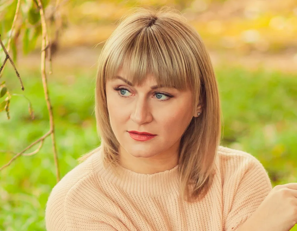 Thick long bob with bangs and layers