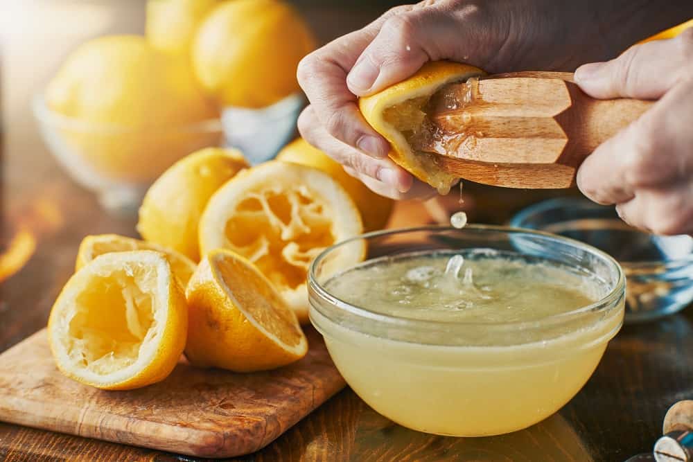 Use Lemon Juice to Lighten Red Hair