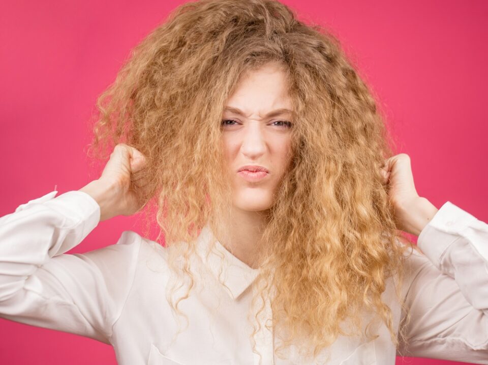 how-to-stop-fluffy-hair-after-washing