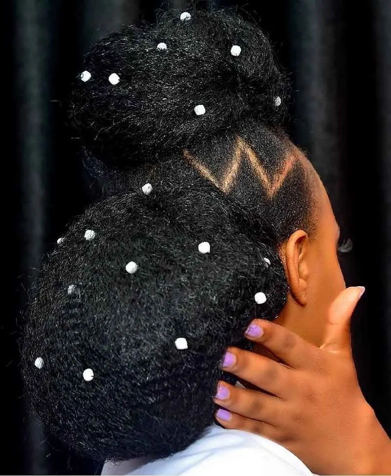 Zigzag Part on Afro Buns