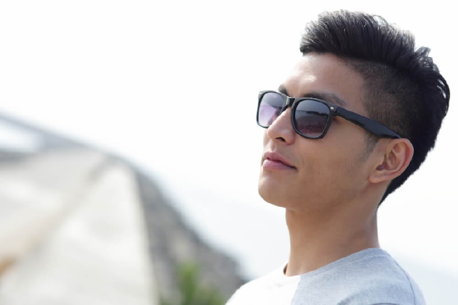 21 Effortless Comb Over Hairstyles for Asian Men