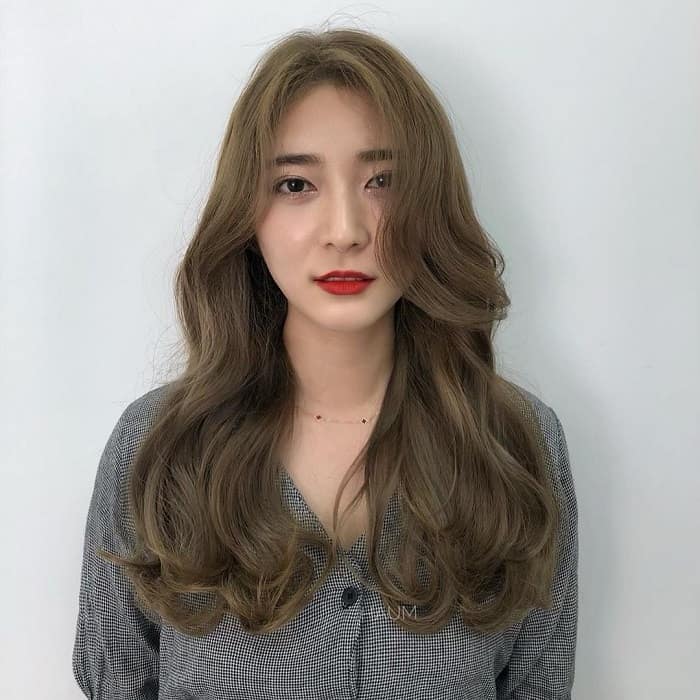 asian women hairstyles with highlights & waves