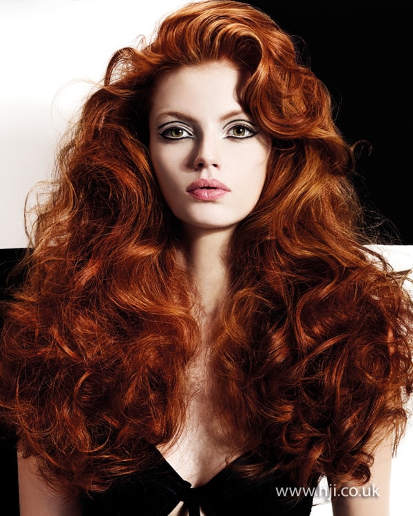 Eye Catching Auburn Curly Hair Ideas To Copy