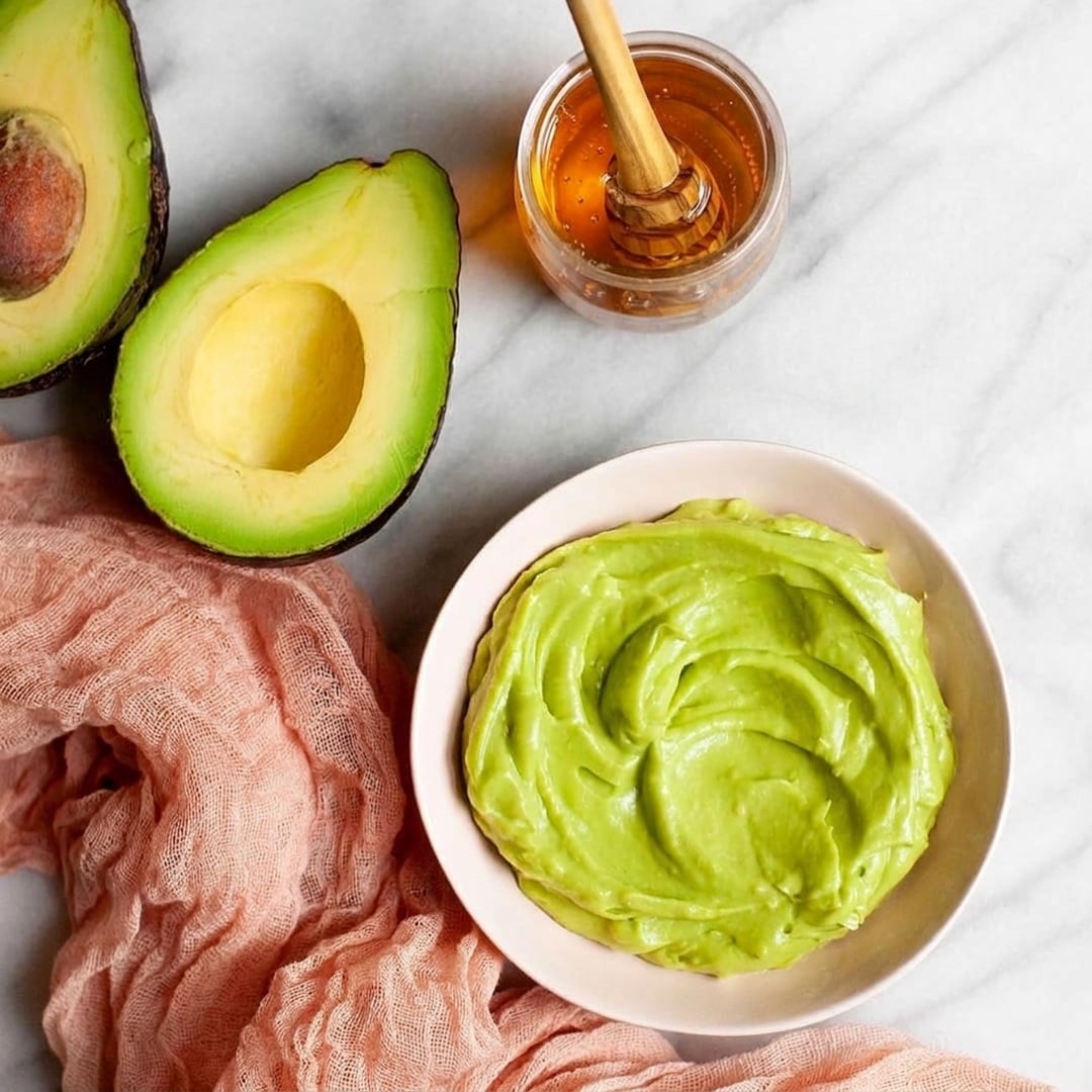 avocado hair mask with  raw honey for a homemade natural hair moisturizer recipe