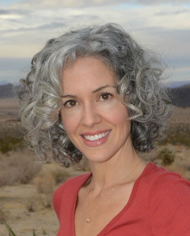Short curly Grey Hairstyle for over 40 women 