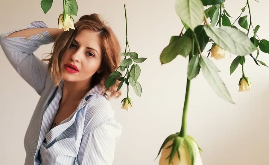 women with balayage bob