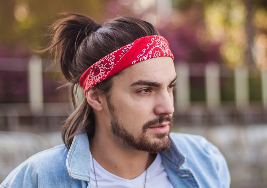 Bandana hairstyle for men with ponytail