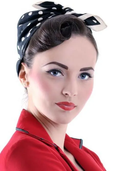 Vintage bandana hairstyle for short hair