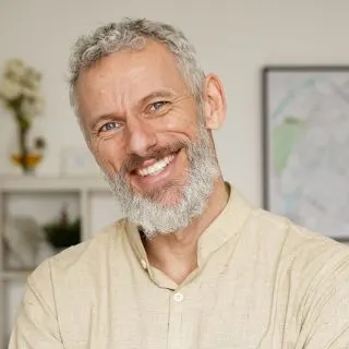 beard style for men over 50