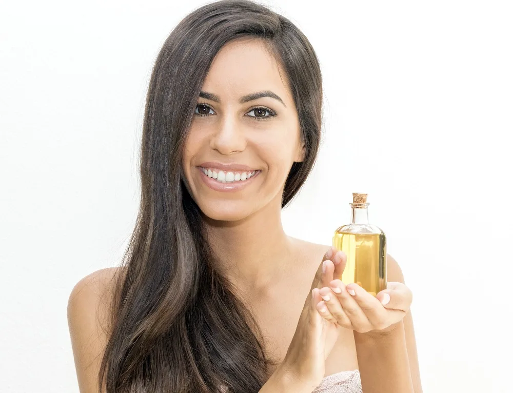 benefits of leaving castor oil on hair overnight