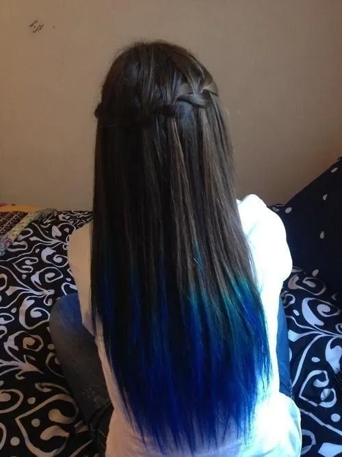 black hair with blue tips idea