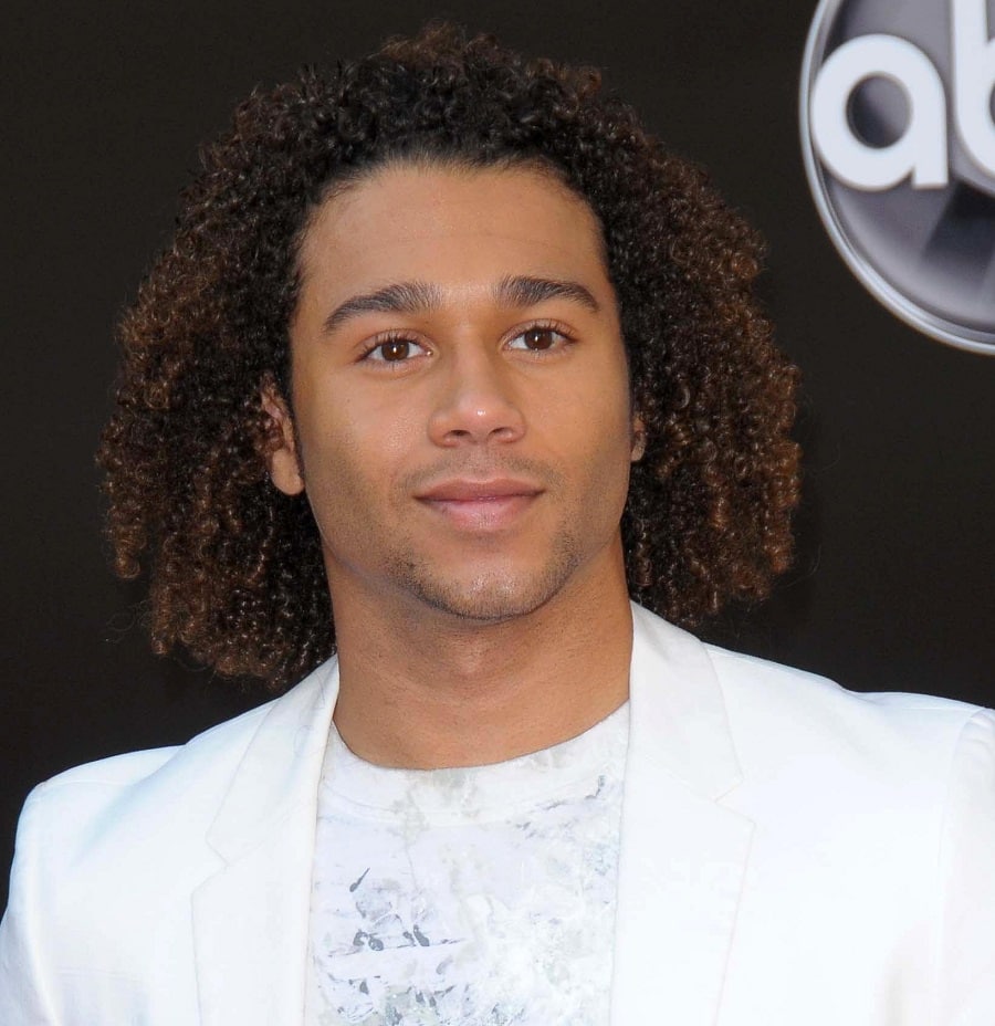 black male celebrity with curly hair-Corbin Bleu