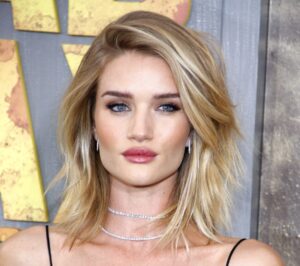 31 Iconic Celebrities Flaunting Blonde Hair and Blue Eyes