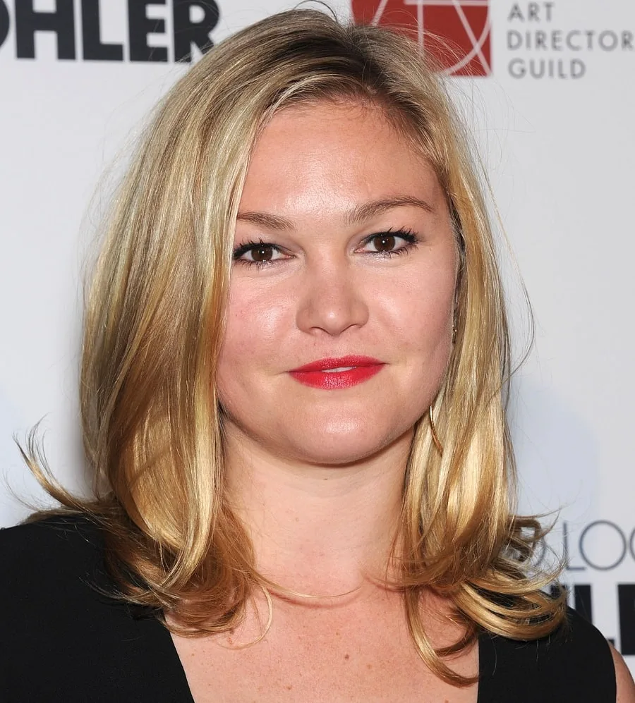 blonde actress in their 40s- Julia Stiles