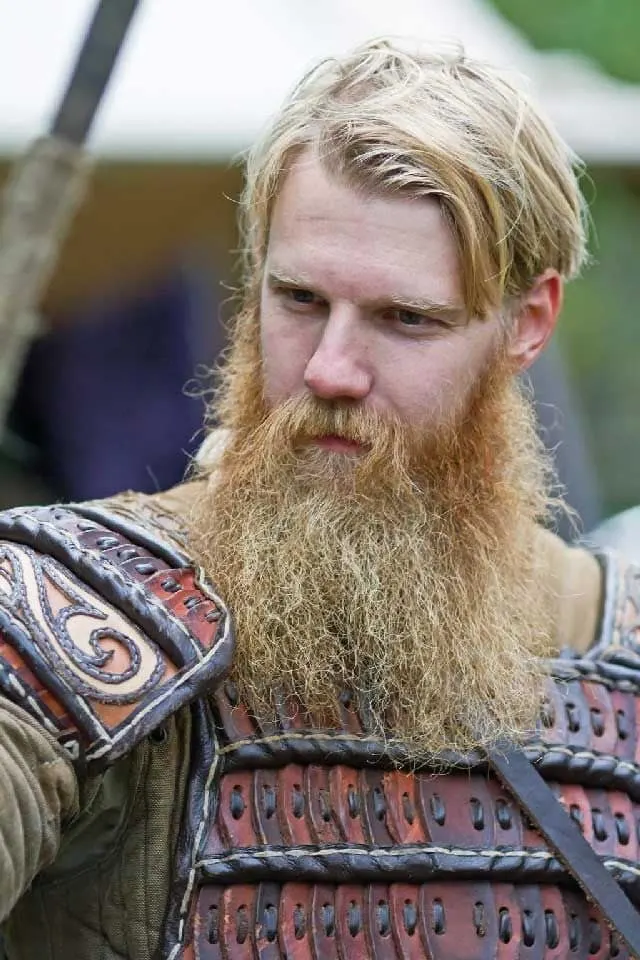 Viking-Chic blonde Beard style