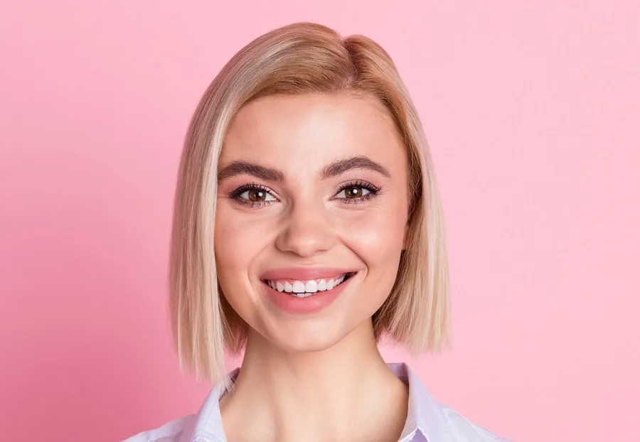 blonde bob for women with big forehead