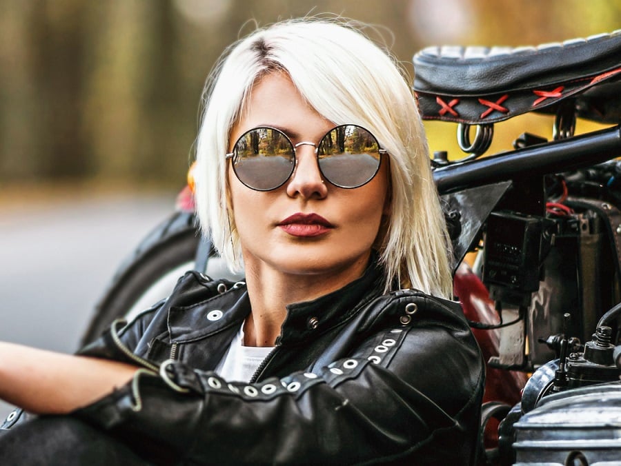 blonde bob hairstyle for female bikers