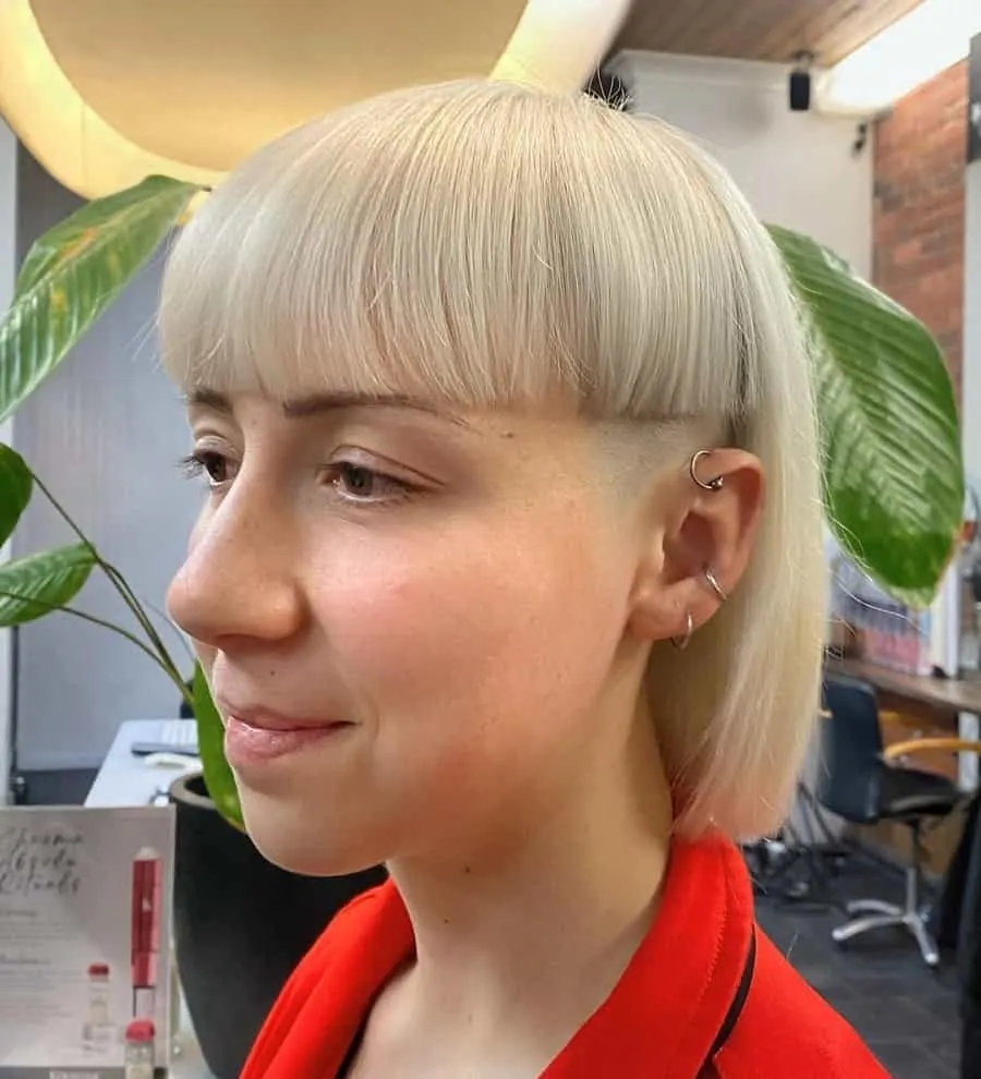 blonde bob with undercut