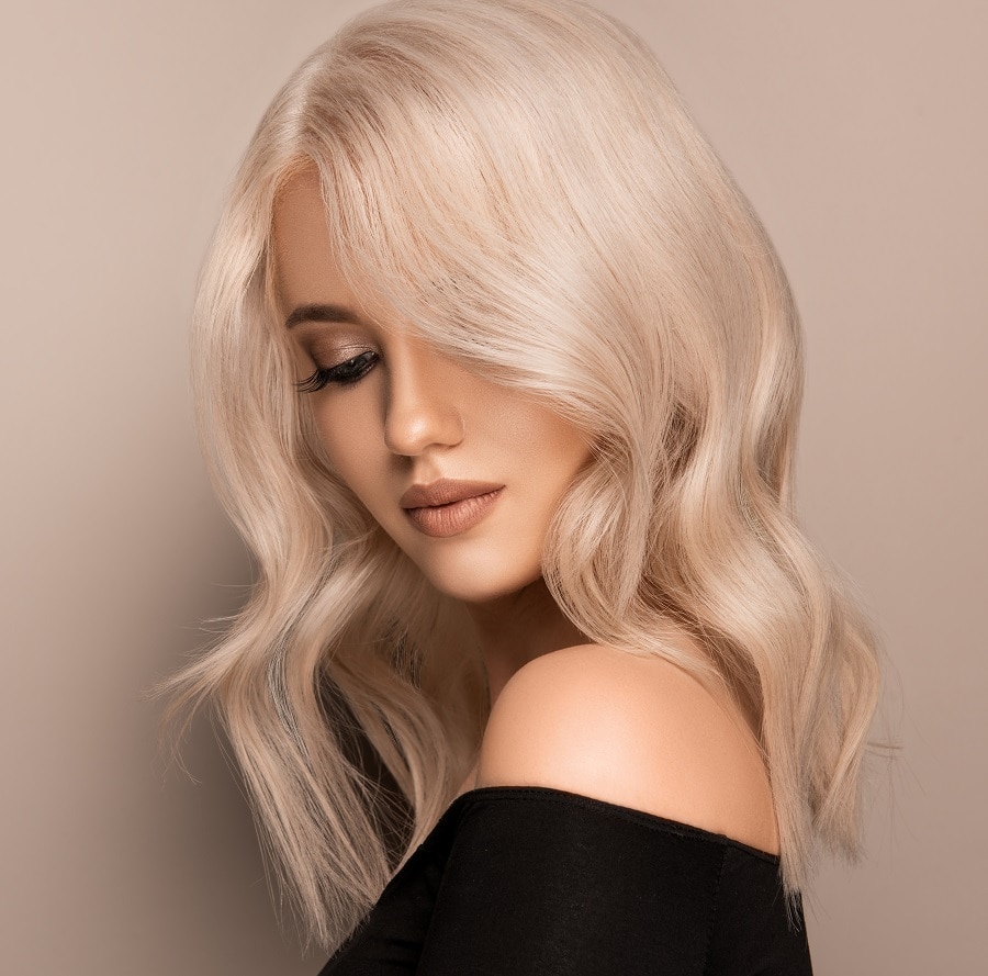 blonde hair color for oval faces
