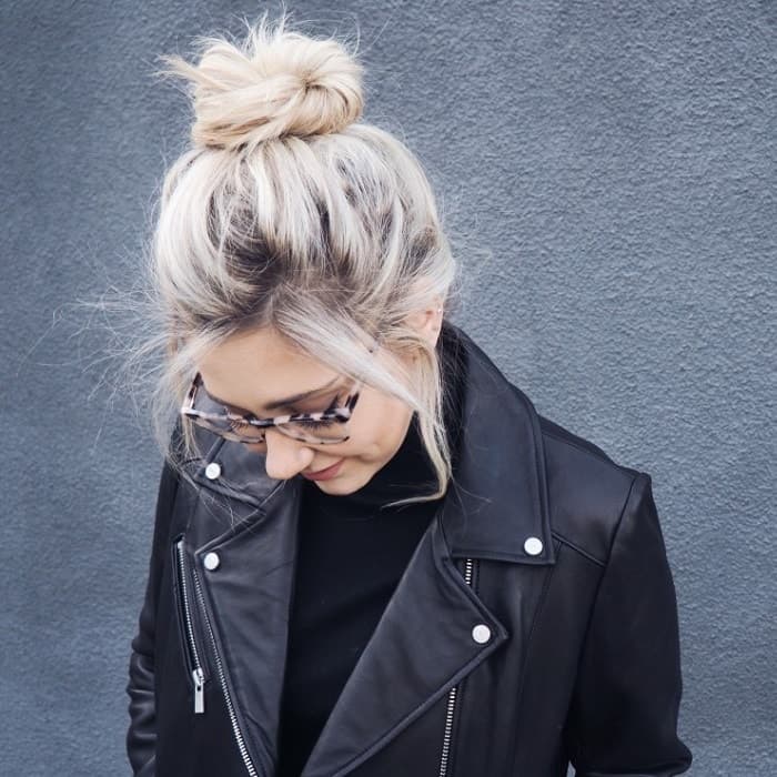 Blonde hairstyle with glasses