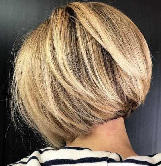 Blonde Layered Haircut For Women 3 .webp