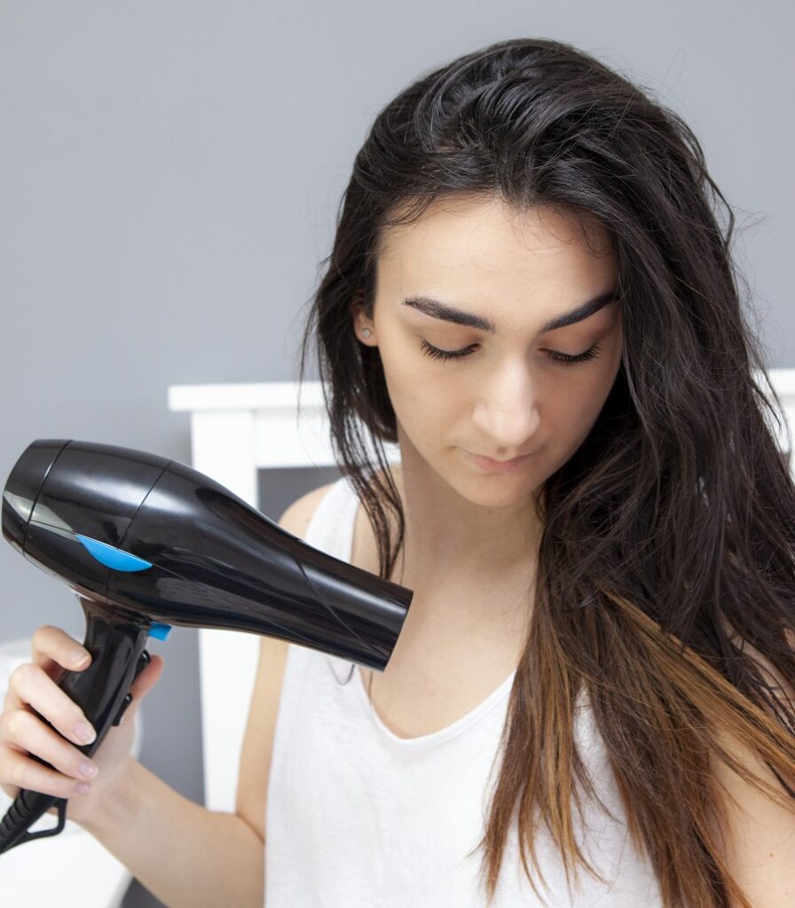 blow dry to curl layered hair