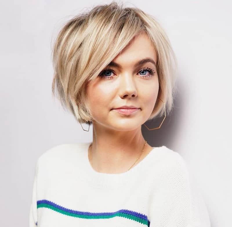 25 Stunning Blunt Bob With Bangs to Try in 2024