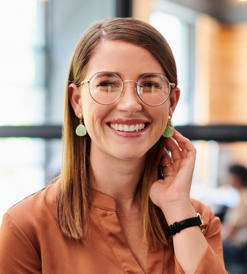 hairstyle for 30 year old woman