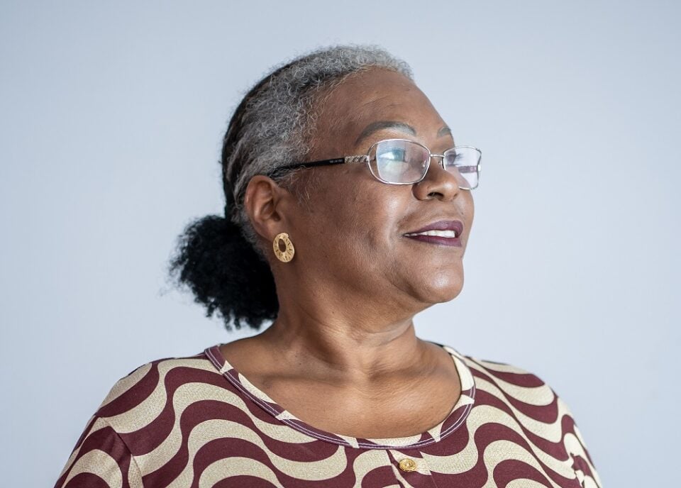 23 Ageless Bob Haircuts for Over 60 with Glasses