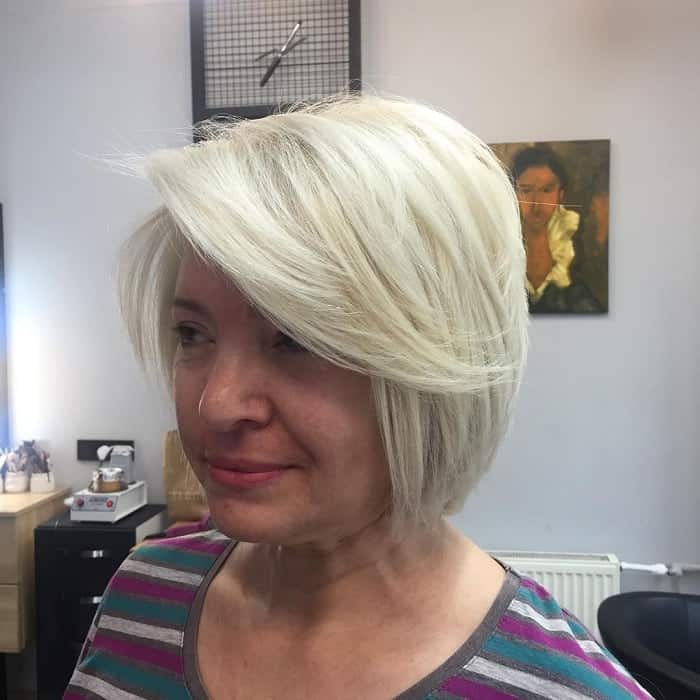 bob haircut for older women with round face 