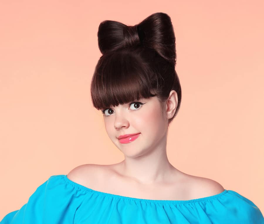 bow hairstyle with bangs