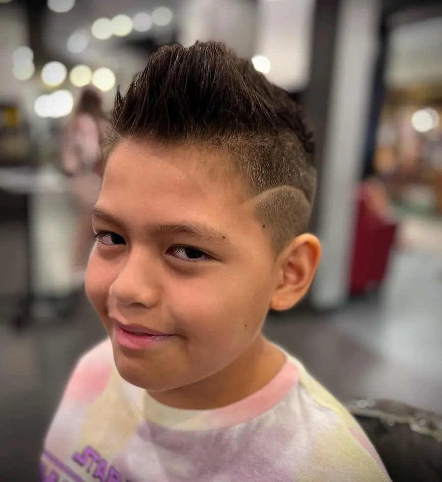 faux hawk fade with line