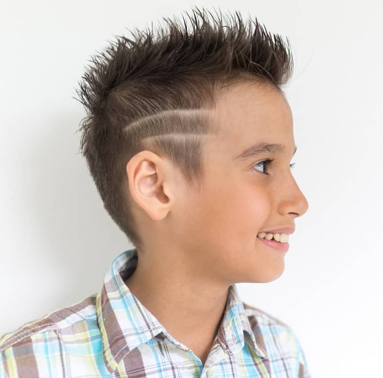 boys haircut with lines