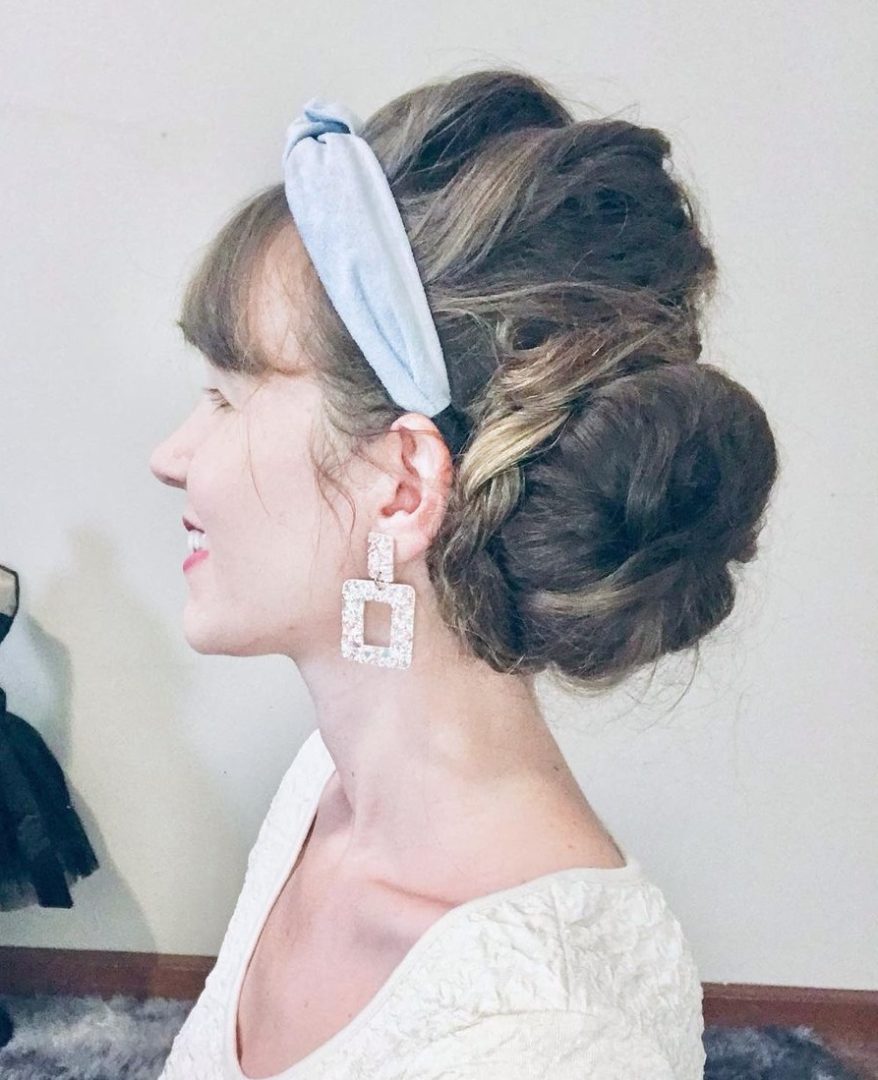 26 Ways to Pair Bangs With Headbands for a Super-Flattering Look